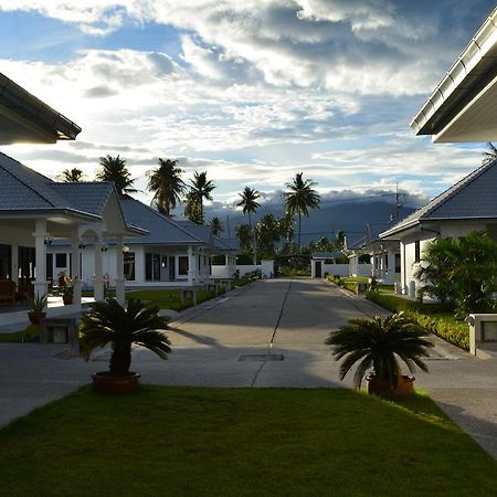 Mango Beach Resort Thailand Ban Huai Yang Exterior photo